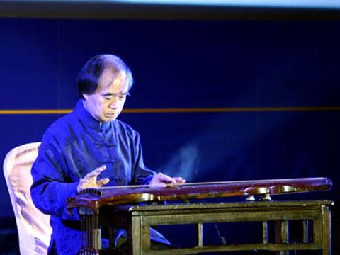 阿克苏地区李祥霆 古琴曲《春风又绿江南岸》